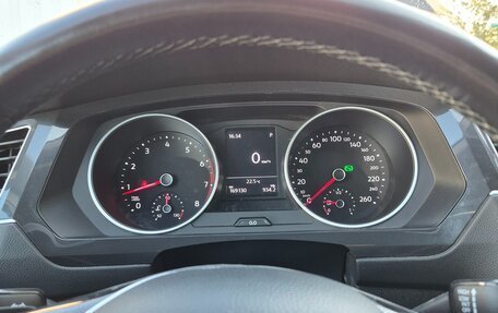 Volkswagen Tiguan II, 2019 год, 1 850 000 рублей, 4 фотография