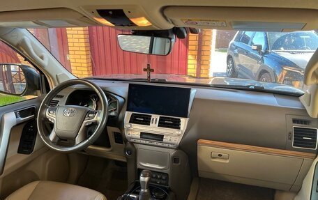 Toyota Land Cruiser Prado 150 рестайлинг 2, 2020 год, 5 450 000 рублей, 7 фотография