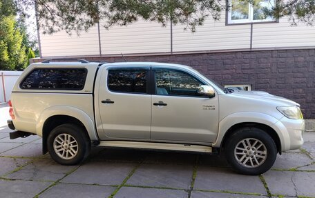 Toyota Hilux VII, 2013 год, 2 500 000 рублей, 3 фотография