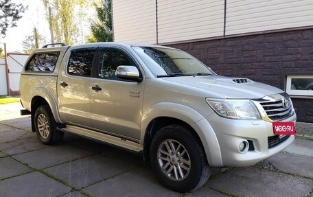 Toyota Hilux VII, 2013 год, 2 500 000 рублей, 2 фотография