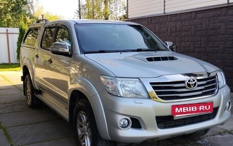 Toyota Hilux VII, 2013 год, 2 500 000 рублей, 4 фотография