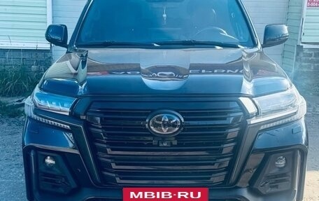 Toyota Land Cruiser 200, 2013 год, 6 500 000 рублей, 2 фотография