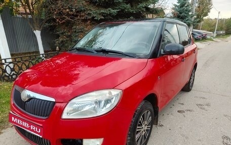 Skoda Fabia II, 2008 год, 259 000 рублей, 2 фотография