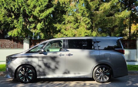 Toyota Alphard, 2024 год, 10 900 000 рублей, 3 фотография