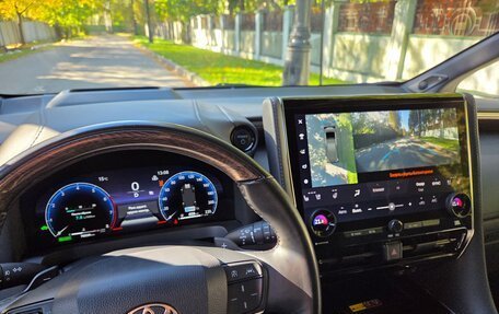 Toyota Alphard, 2024 год, 10 900 000 рублей, 14 фотография