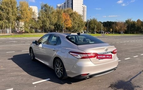 Toyota Camry, 2022 год, 3 500 000 рублей, 4 фотография