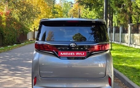 Toyota Alphard, 2024 год, 10 900 000 рублей, 5 фотография