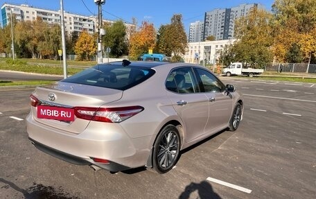 Toyota Camry, 2022 год, 3 500 000 рублей, 6 фотография