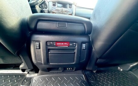Nissan Patrol, 2011 год, 2 975 000 рублей, 24 фотография