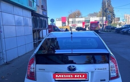 Toyota Prius, 2012 год, 1 300 000 рублей, 4 фотография