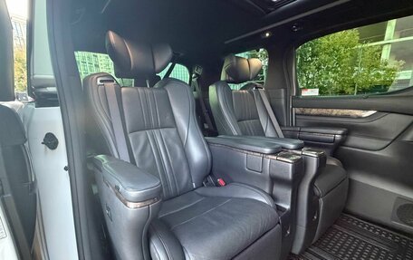 Toyota Alphard III, 2021 год, 5 000 000 рублей, 22 фотография