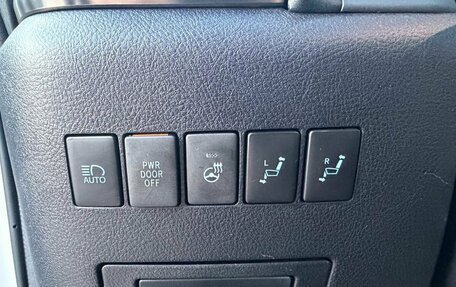 Toyota Alphard III, 2021 год, 5 000 000 рублей, 28 фотография