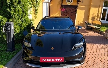 Porsche Taycan I, 2022 год, 8 500 000 рублей, 2 фотография