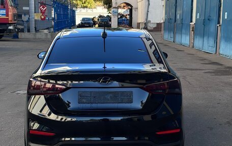 Hyundai Solaris II рестайлинг, 2019 год, 1 300 000 рублей, 3 фотография