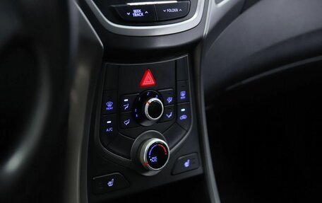 Hyundai Elantra V, 2015 год, 950 000 рублей, 14 фотография