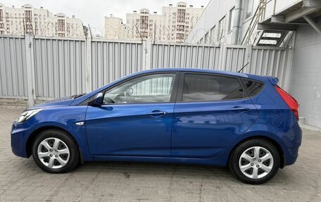 Hyundai Solaris II рестайлинг, 2011 год, 645 000 рублей, 4 фотография