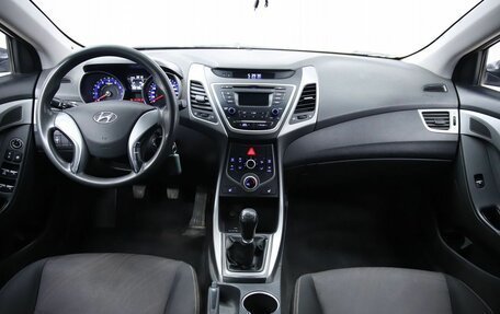 Hyundai Elantra V, 2015 год, 950 000 рублей, 16 фотография