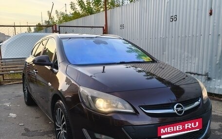 Opel Astra J, 2012 год, 650 000 рублей, 2 фотография
