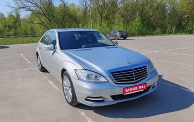 Mercedes-Benz S-Класс, 2012 год, 1 400 000 рублей, 1 фотография