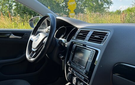 Volkswagen Jetta VI, 2018 год, 1 700 000 рублей, 11 фотография