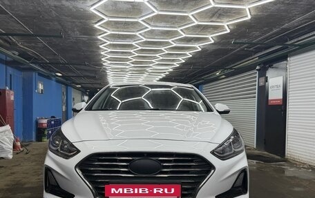 Hyundai Sonata VII, 2019 год, 2 000 000 рублей, 2 фотография