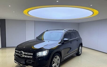 Mercedes-Benz GLB, 2022 год, 1 927 000 рублей, 3 фотография