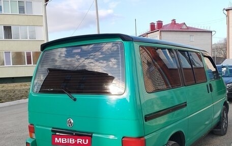 Volkswagen Caravelle T4, 2000 год, 1 100 000 рублей, 17 фотография