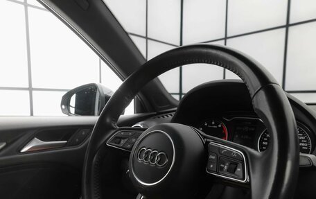 Audi A3, 2018 год, 1 989 000 рублей, 13 фотография