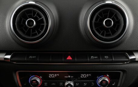 Audi A3, 2018 год, 1 989 000 рублей, 15 фотография