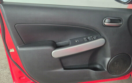 Mazda 2 III, 2013 год, 899 000 рублей, 18 фотография