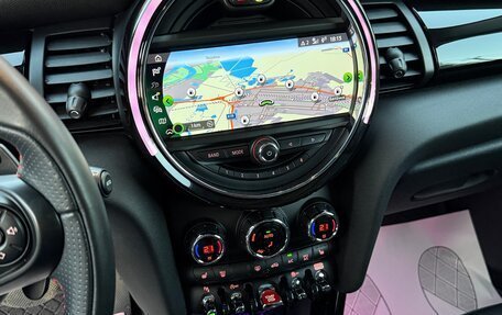 MINI Hatch, 2020 год, 2 850 000 рублей, 18 фотография