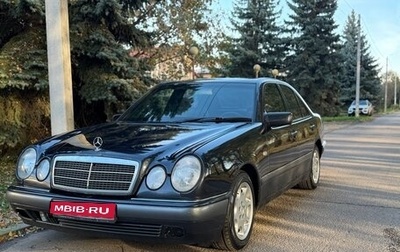 Mercedes-Benz E-Класс, 1998 год, 330 000 рублей, 1 фотография