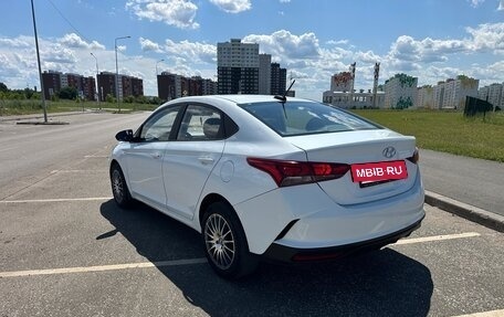 Hyundai Solaris II рестайлинг, 2020 год, 980 000 рублей, 4 фотография