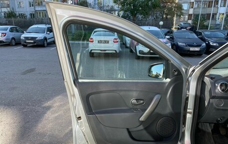Renault Logan II, 2021 год, 995 000 рублей, 16 фотография