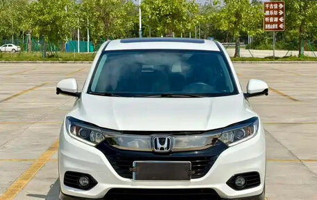 Honda Vezel, 2022 год, 1 192 100 рублей, 2 фотография