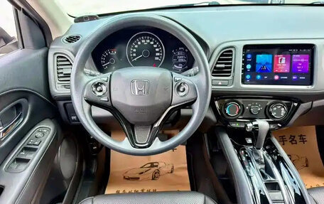 Honda Vezel, 2022 год, 1 192 100 рублей, 13 фотография