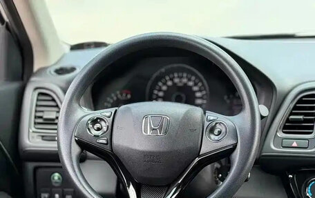 Honda Vezel, 2022 год, 1 192 100 рублей, 14 фотография