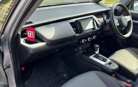Honda Fit, 2021 год, 1 340 000 рублей, 5 фотография