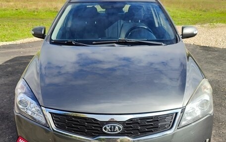 KIA cee'd I рестайлинг, 2010 год, 640 000 рублей, 2 фотография