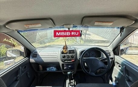Suzuki Swift II, 2001 год, 270 000 рублей, 3 фотография