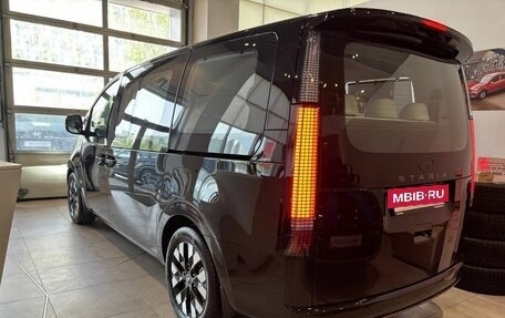 Hyundai Staria, 2025 год, 10 060 000 рублей, 3 фотография