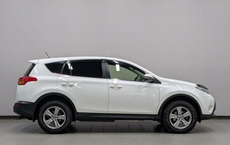 Toyota RAV4, 2015 год, 2 000 000 рублей, 12 фотография