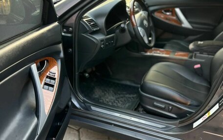 Toyota Camry, 2008 год, 1 050 000 рублей, 11 фотография