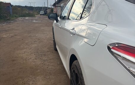 Toyota Camry, 2020 год, 2 385 000 рублей, 10 фотография