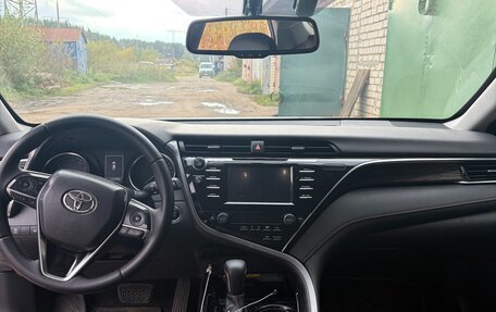 Toyota Camry, 2020 год, 2 385 000 рублей, 7 фотография