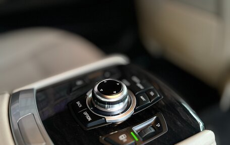 BMW 7 серия, 2013 год, 2 300 000 рублей, 22 фотография