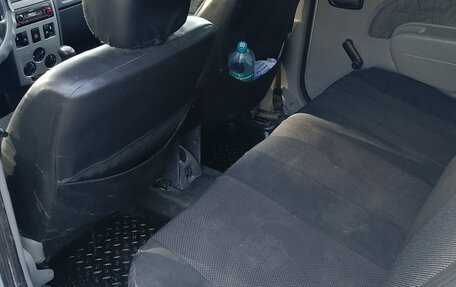 Renault Logan I, 2006 год, 240 000 рублей, 7 фотография