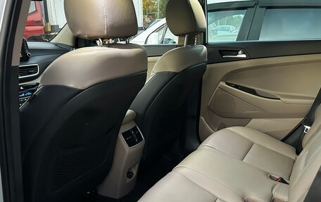 Hyundai Tucson III, 2018 год, 2 100 000 рублей, 6 фотография