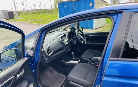 Honda Fit III, 2019 год, 1 100 000 рублей, 4 фотография