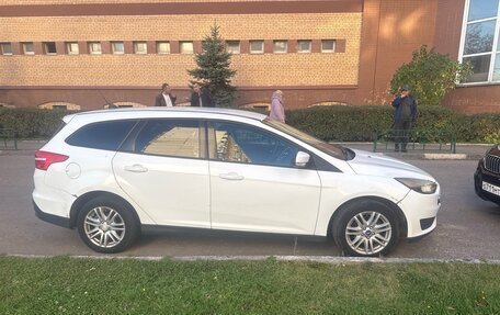 Ford Focus III, 2017 год, 650 000 рублей, 2 фотография